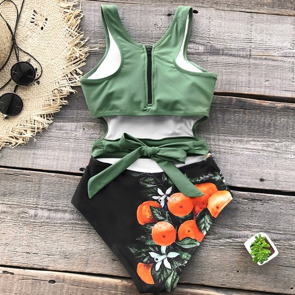 SOLD OUT - Picture 4 of 5